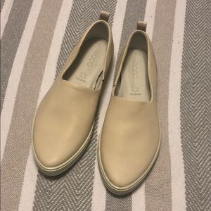 Ecco leather top shoes